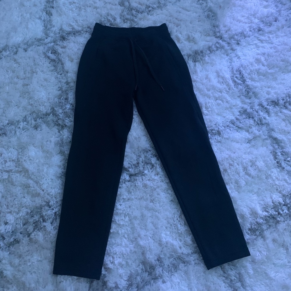 lululemon black joggers size 2